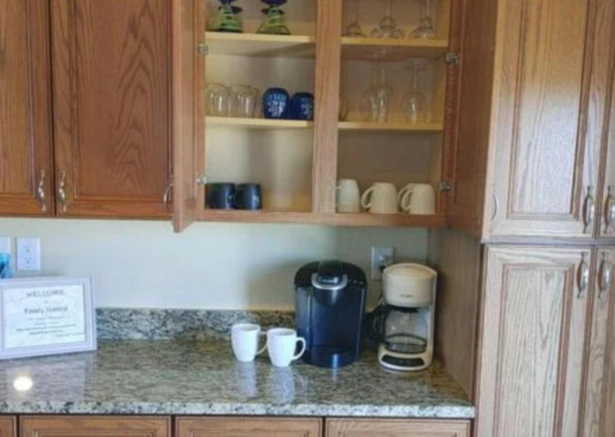 Fancy Nancy 2 Min Walk To Beach, Lyft, Pet-Friendly Bolivar Peninsula 外观 照片