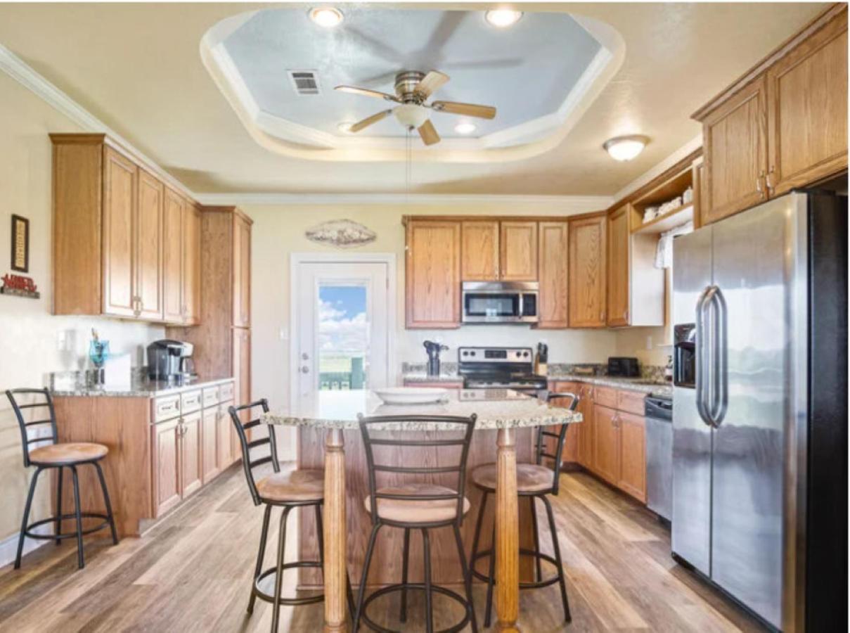 Fancy Nancy 2 Min Walk To Beach, Lyft, Pet-Friendly Bolivar Peninsula 外观 照片